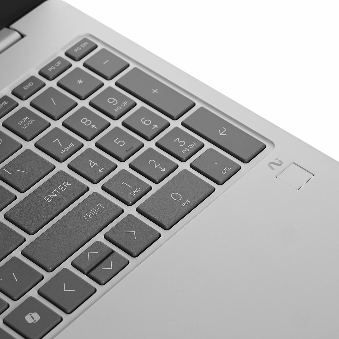 Laptop HP OmniBook 3 15-FN0105D (15.6" Touch IPS, Full HD, AMD Ryzen AI 5 330, 16GB, 512GB SSD, Windows 11, HR tipkovnica, Glacier Silver)-6
