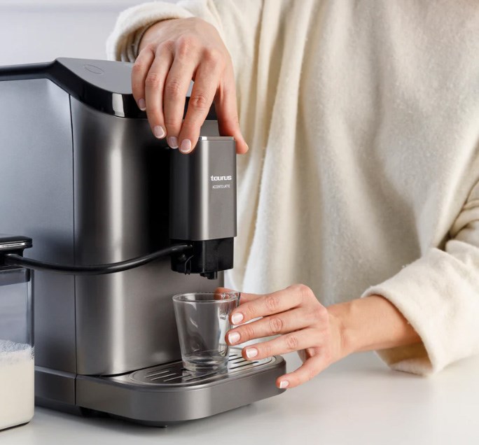 Aparat za kavu TAURUS Accento Latte (20 bara, bijela boja)-7
