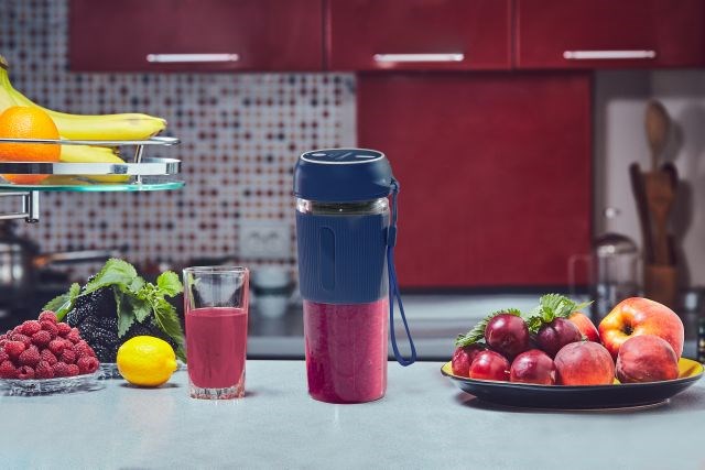 WESTINGHOUSE WHBL01K bežični prijenosni blender, 300 ml-1