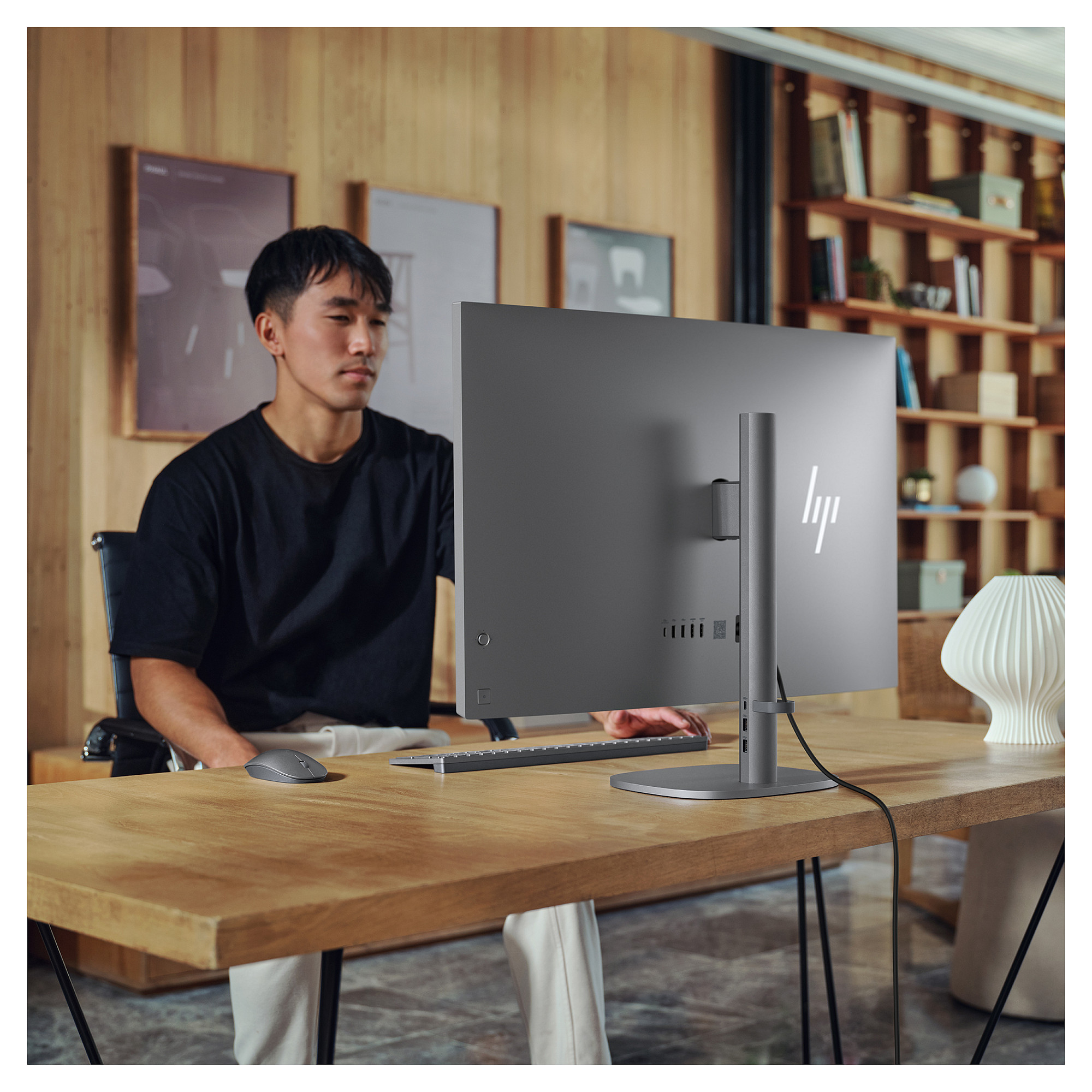 All-in-One računalo HP OmniStudio X 32-c0473ng (31,5", IPS, 3840 × 2160, Intel Core Ultra 7 155H, 16 GB, 1 TB SSD, Intel Arc Graphics, Windows 11 Home, DE tipkovnica, bijela-14