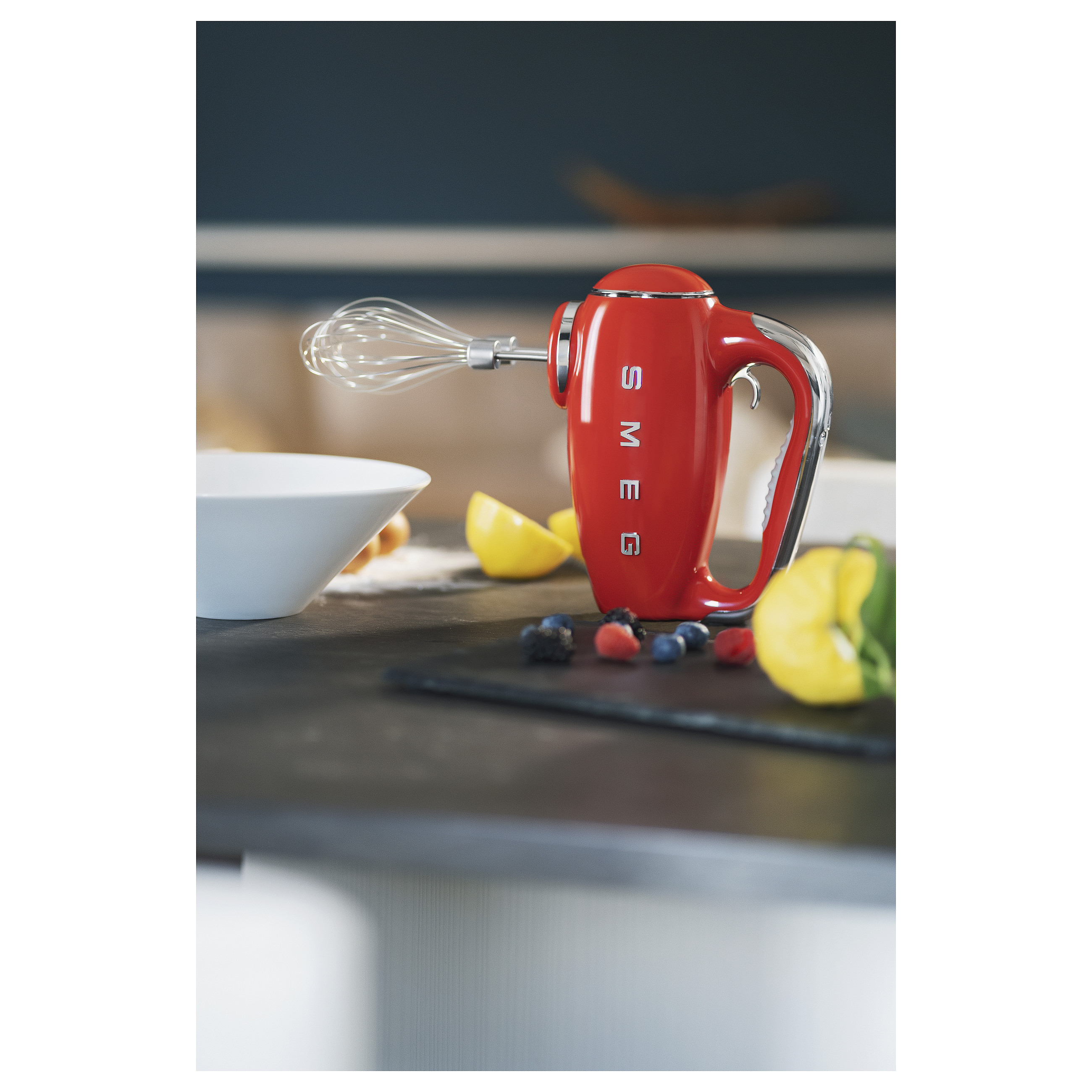 Ručni mikser SMEG HMF01RDEU 50's Style crvena boja-12
