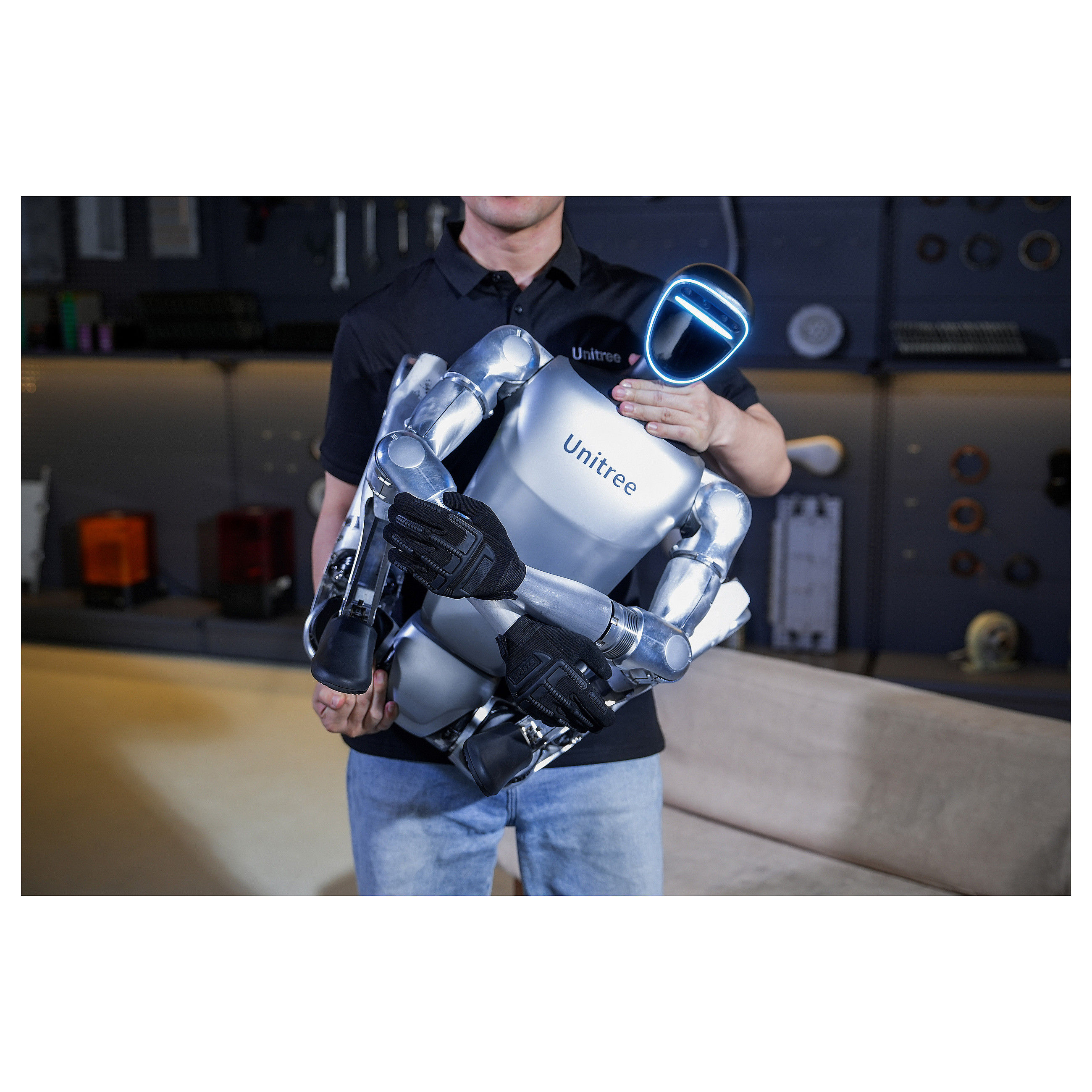 Humanoidni robot UNITREE G1 Basic-14