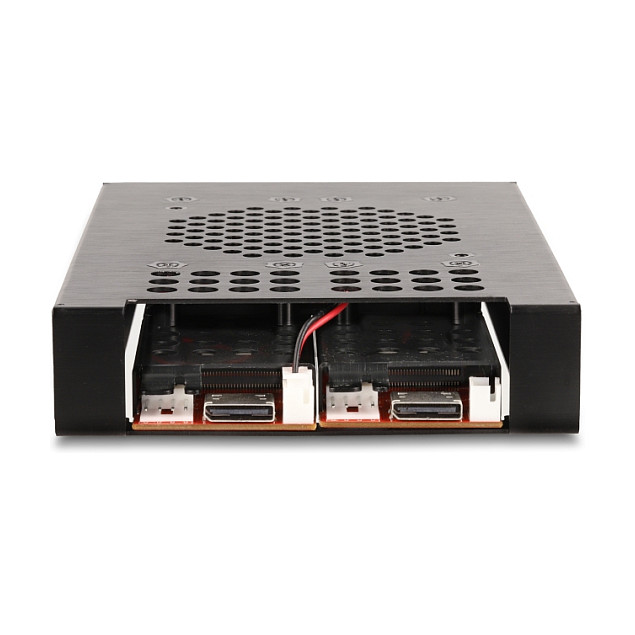 DELOCK 3.5" mobilna ladica za 2 x M.2 NVMe SSD (OcuLink SFF-8612)-3