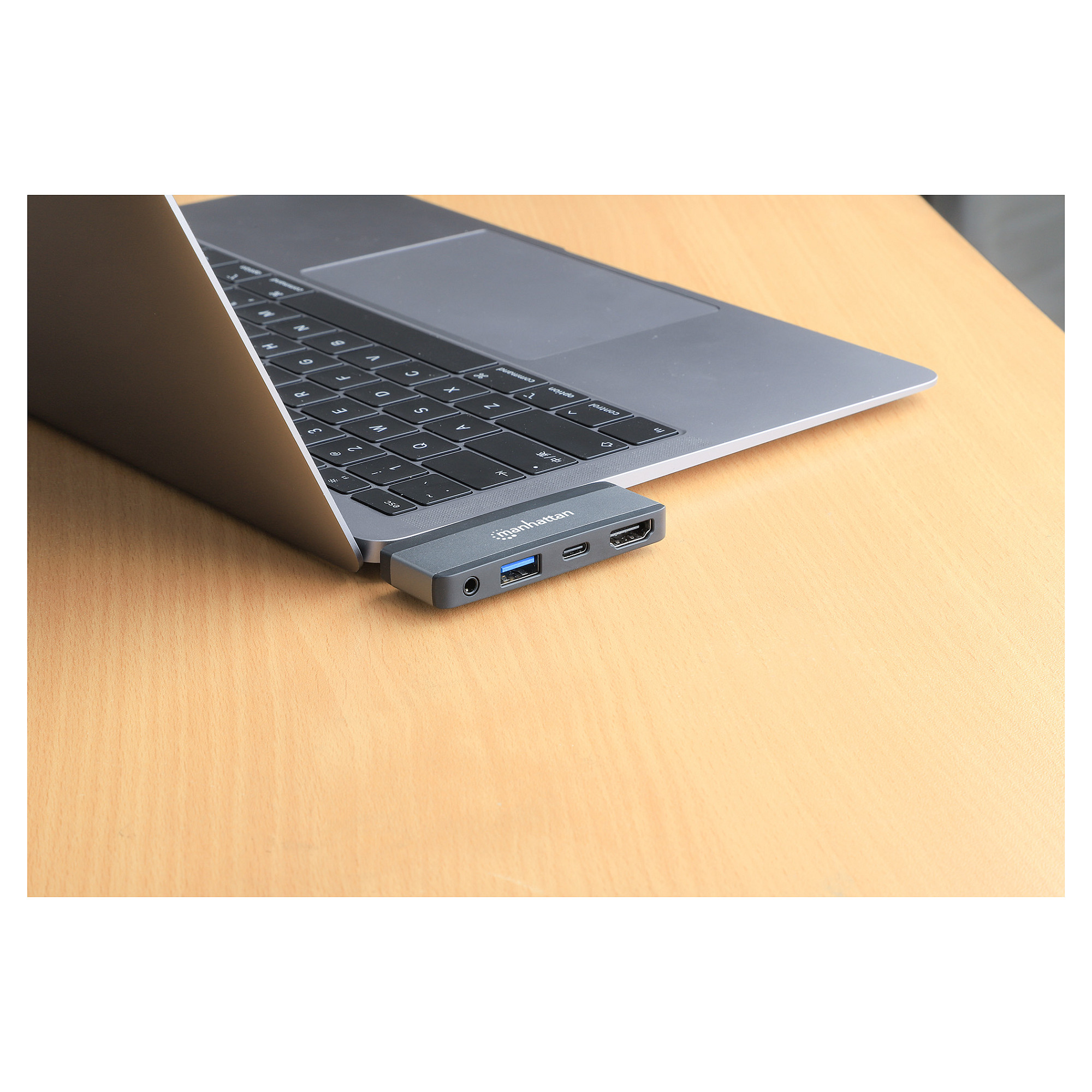 MANHATTAN USB-C 4-u-1 mobilna docking stanica 153800-7