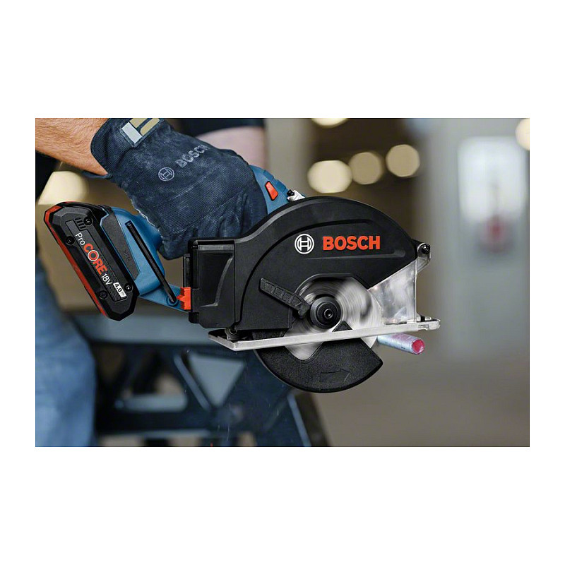 Akumulatorska kružna pila za metal BOSCH GKM 18V-50 Professional (solo)-1