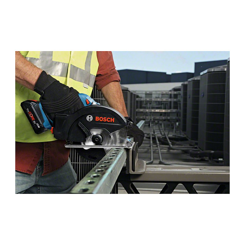 Akumulatorska kružna pila za metal BOSCH GKM 18V-50 Professional (solo)-2