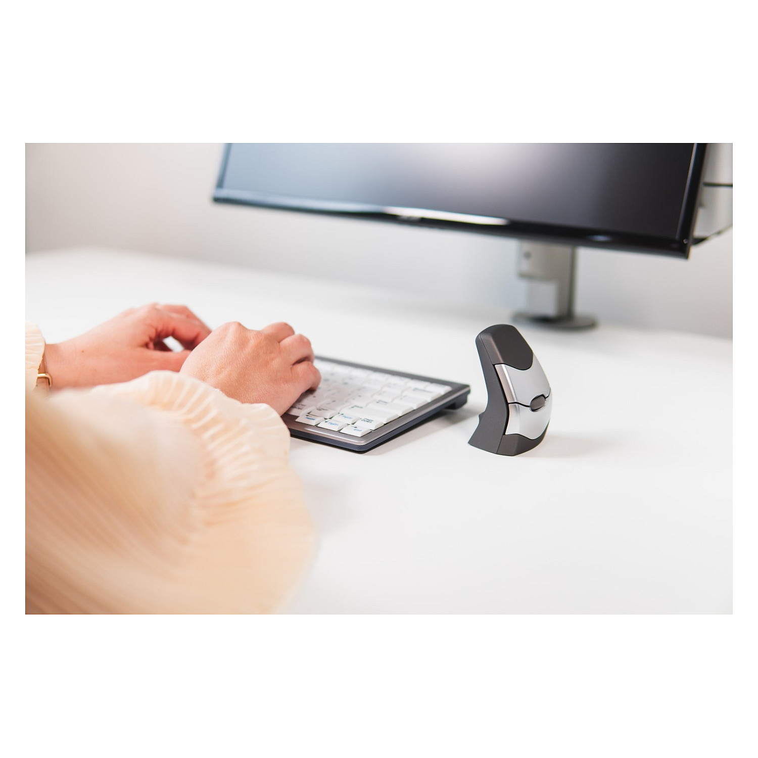 Vertikalni miš BAKKERELKHUIZEN DXT Precision Mouse Wireless-4