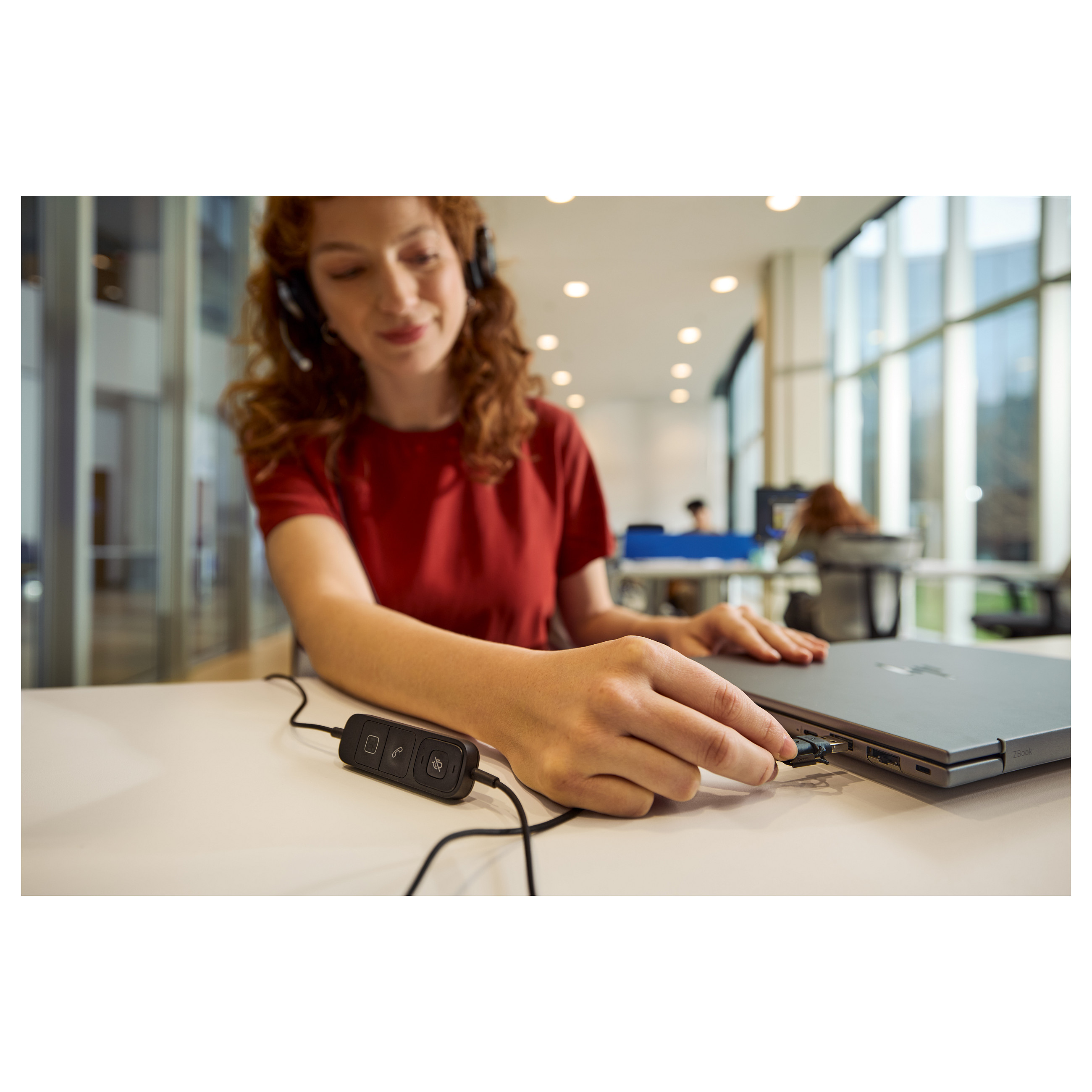 Slušalice HP Poly Mission 625 (mikrofon, USB-C, Crna)-9