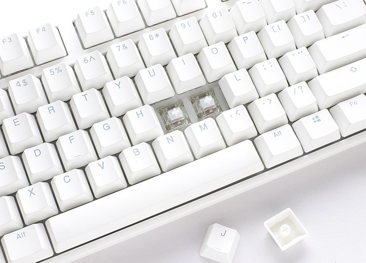 Mehanička tipkovnica DUCKY One 3 Classic Pure White (Cherry MX Brown, DE layout)-1