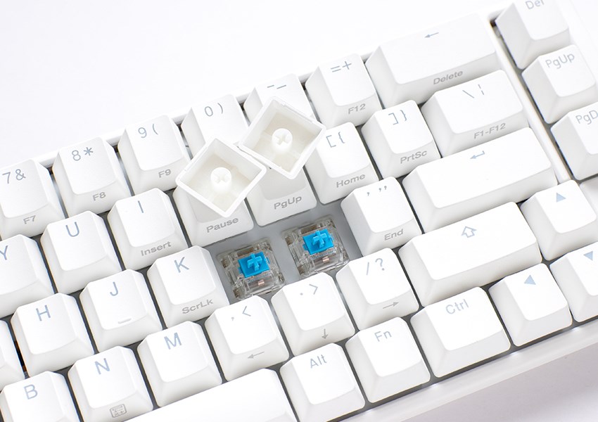 Ducky One 3 Classic Pure White SF keyboard Gaming USB German-1