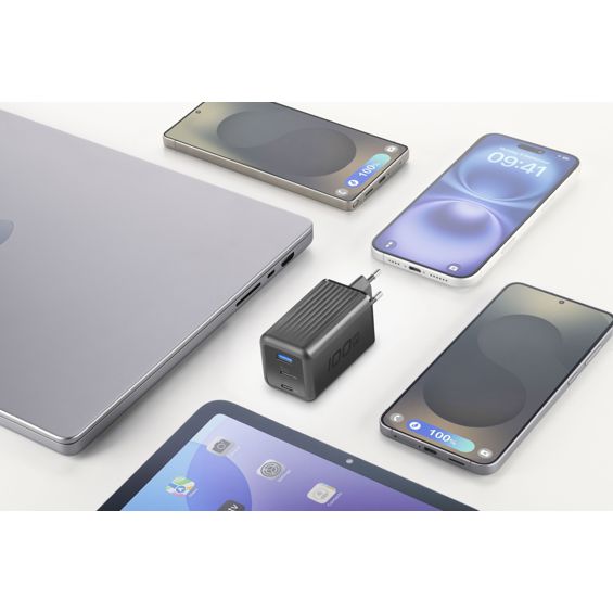 Punjač CELLULARLINE, GAN+ USB-A/2x, USB-C/1x, 100W-4