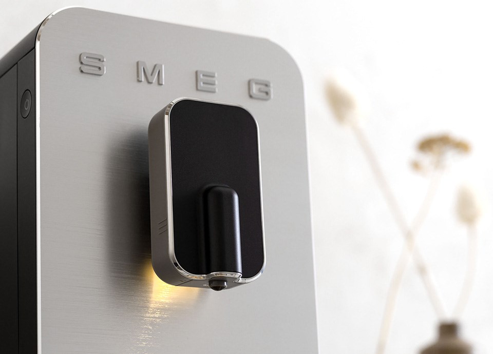 Automatski aparat za kavu SMEG BCC11BLMEU crna boja-22