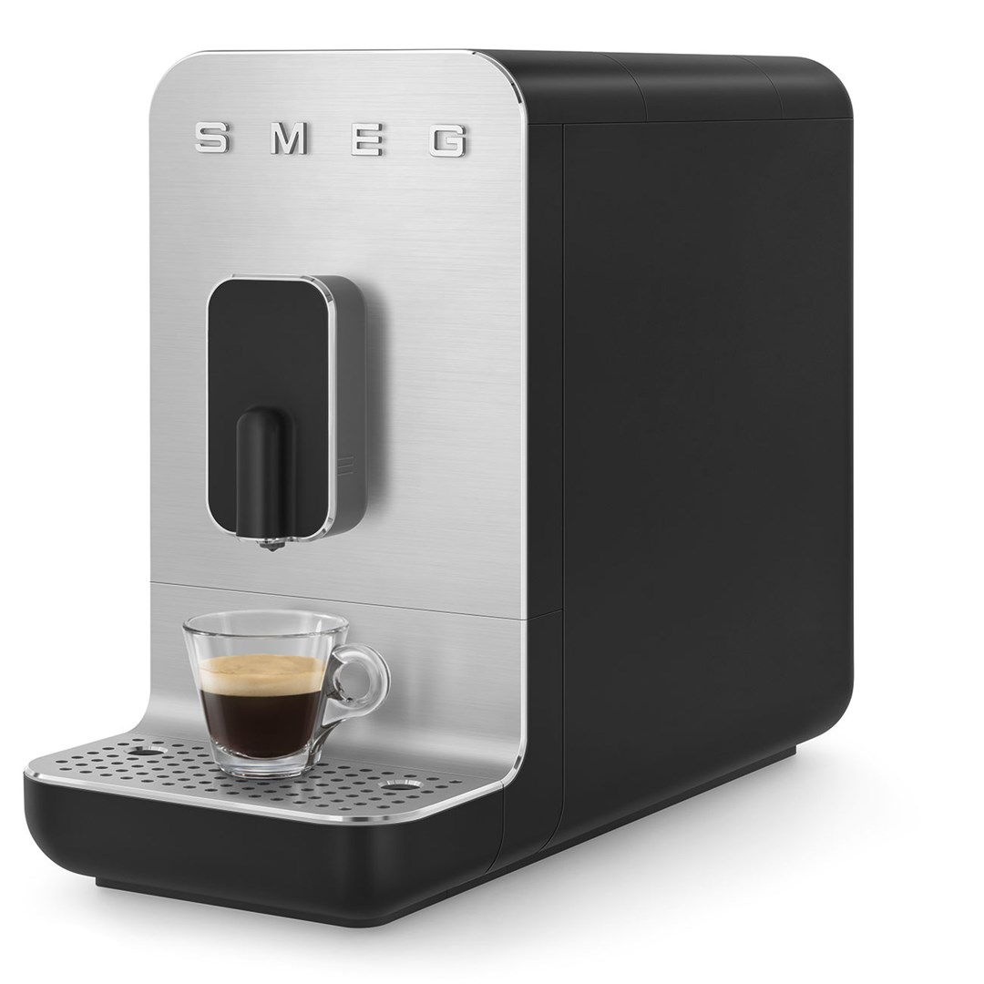 Automatski aparat za kavu SMEG BCC11BLMEU crna boja-2