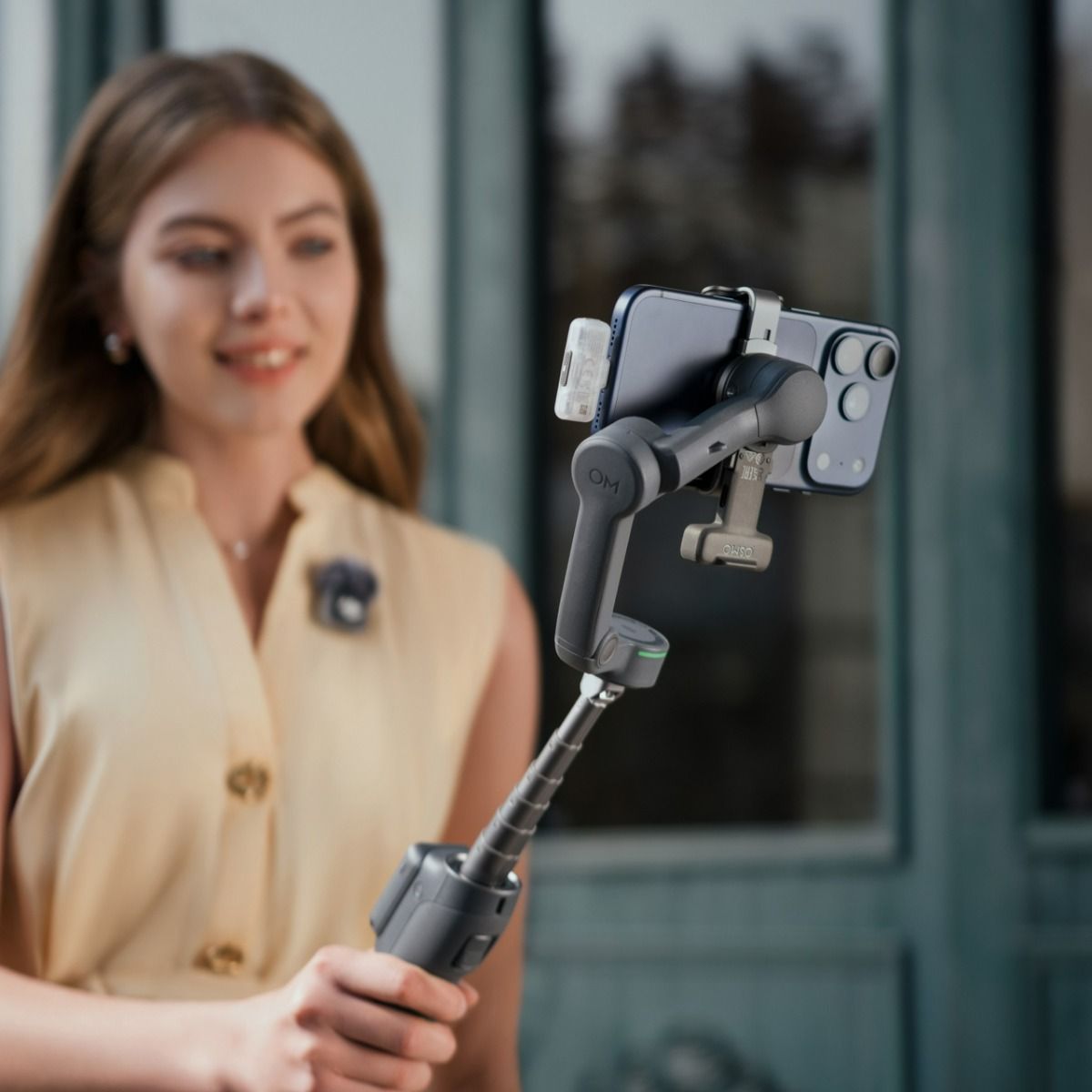Gimbal stabilizator DJI Osmo Mobile 8P Creator Combo (ActiveTrack 8.0, 3-osna stabilizacija, ugrađena teleskopska šipka, DJI Mic Mini 2, crna boja)-6