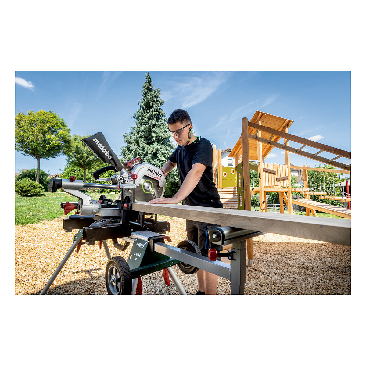 Aku potezna pila METABO KGS 18 LTX BL 305 (bez baterije i punjača)-4
