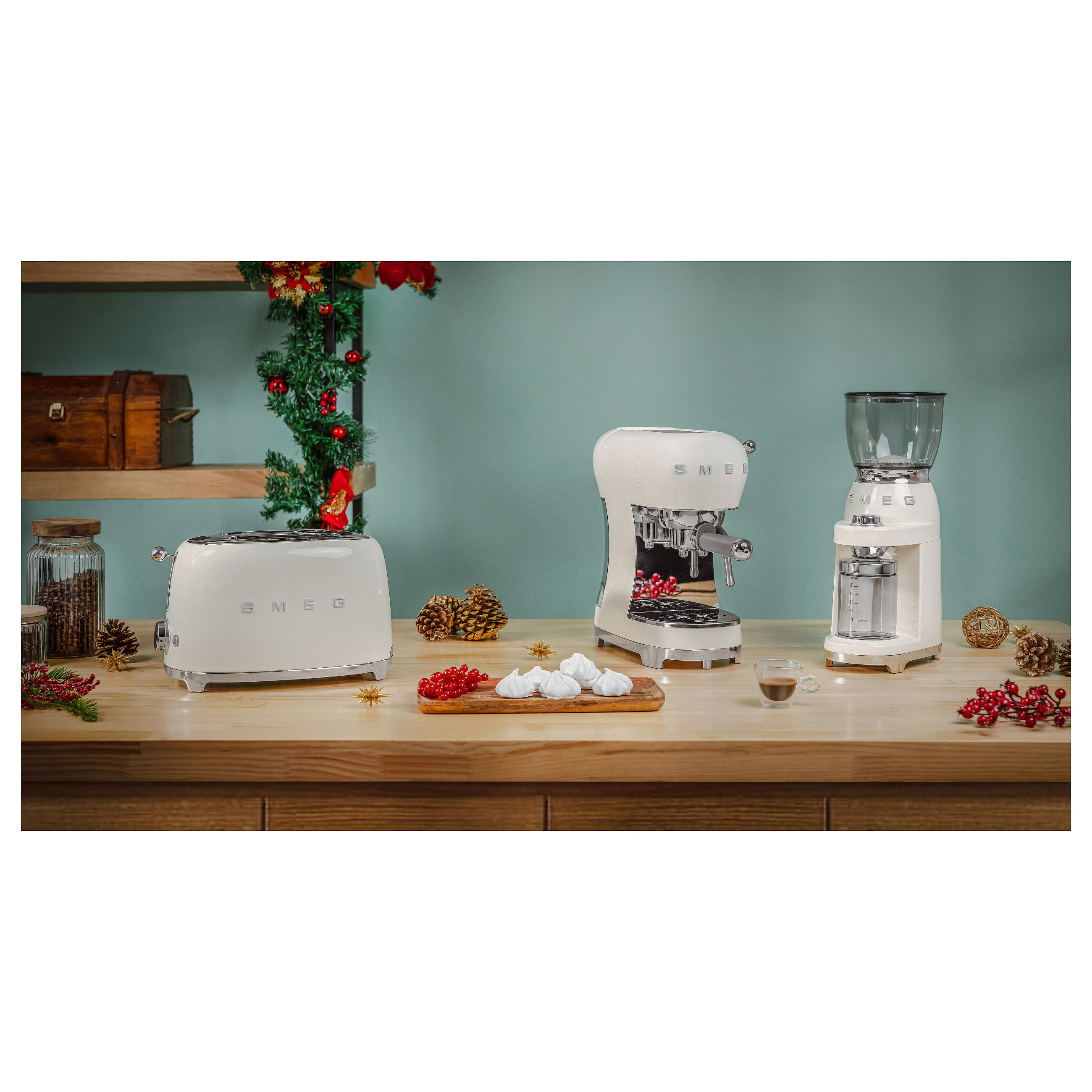 Toster SMEG TSF01CREU 50's Style krem boja-5