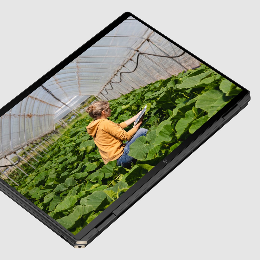 Laptop HP Spectre x360 16-aa0233nw (16", OLED, 2.8K, Intel Core Ultra 7 155H, 16GB, 1TB SSD, NVIDIA GeForce RTX 4050, Windows 11 Pro, Non-HR tipkovnica, Crna)-15