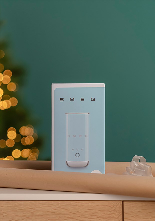 Pjenilica za mlijeko SMEG MFF02 bijela boja-20