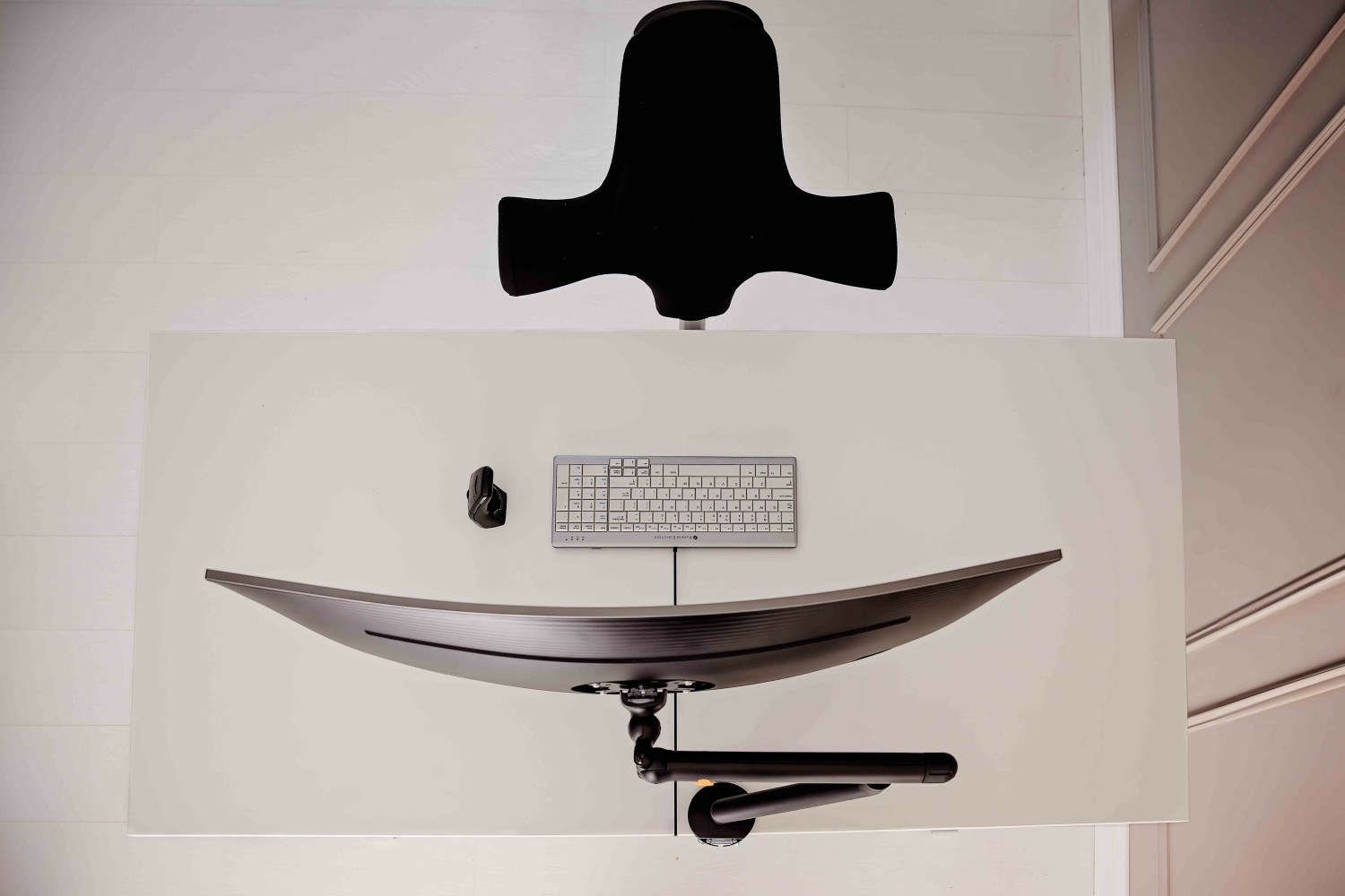 Nosač za monitor BAKKERELKHUIZEN BE Flexible Single crna boja-3