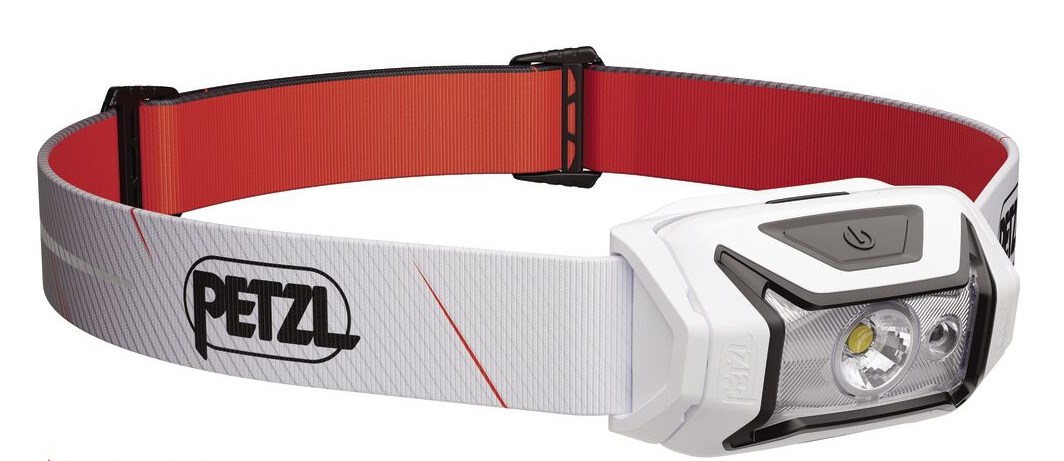 Naglavna svjetiljka PETZL TIKKA CORE (450 lumena, punjiva) bijela boja