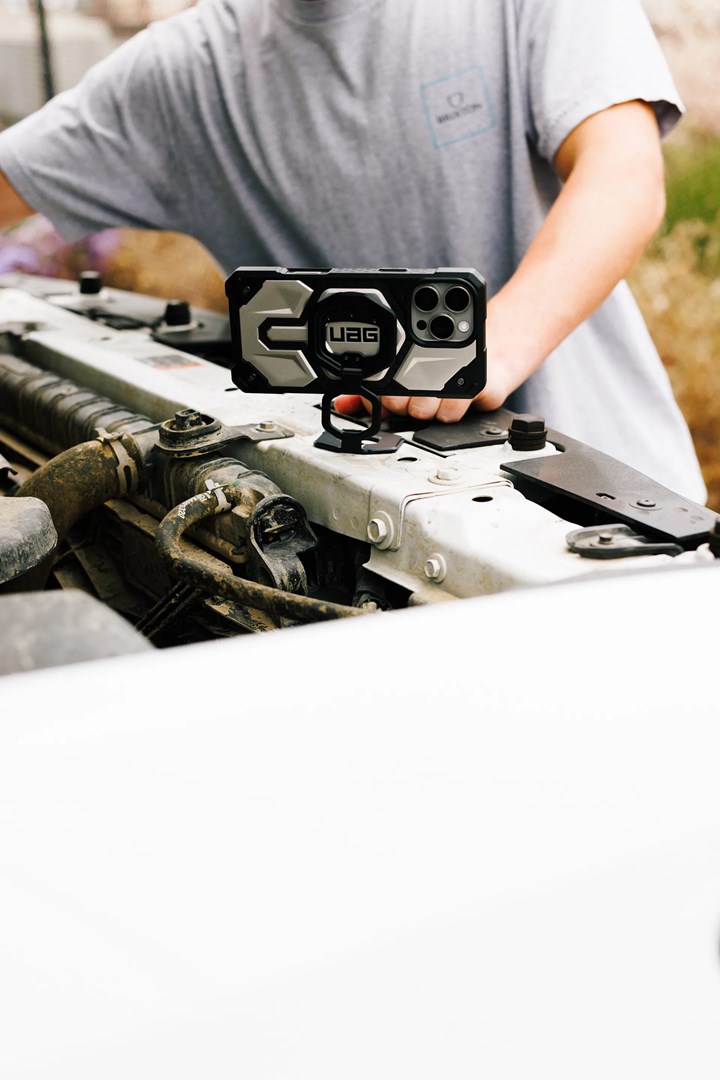 Urban Armor Gear Monarch Mag2 Dual Magnetic Ring Stand Kickstand-19