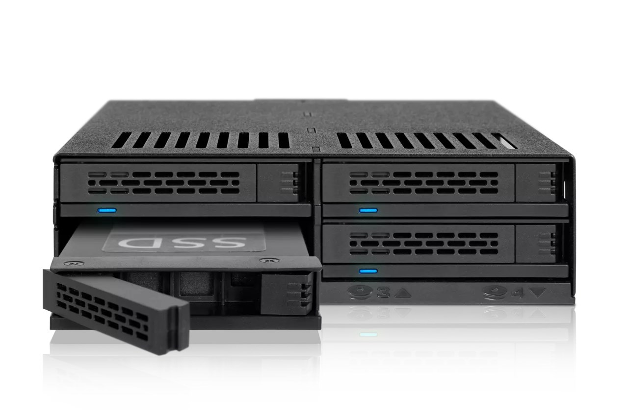 Icy Dock MB324SP-B disk array 0 TB Desktop Black-2