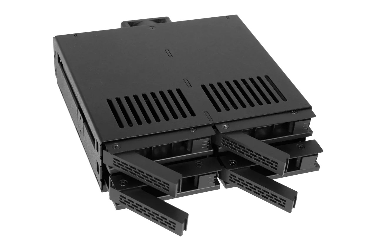 Icy Dock MB324SP-B disk array 0 TB Desktop Black