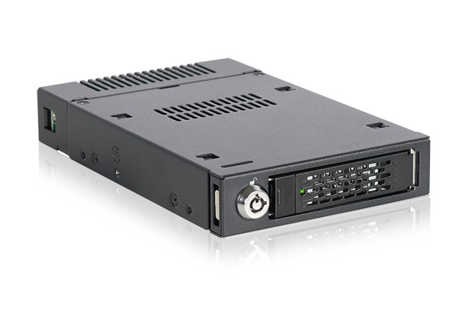 Ladica za M.2 NVMe SSD ICY DOCK ToughArmor MB601M2K-1B (za 3.5" ležište)-4