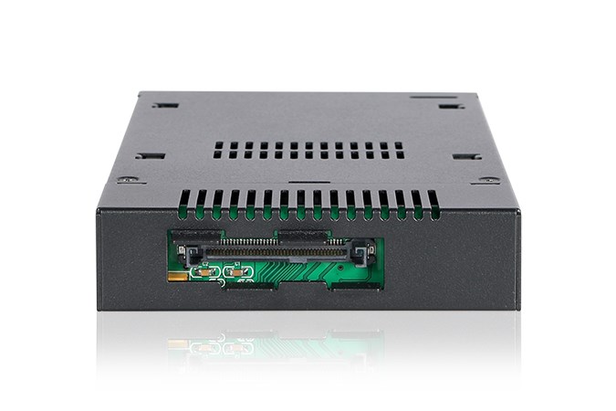 Ladica za M.2 NVMe SSD ICY DOCK ToughArmor MB601M2K-1B (za 3.5" ležište)-2