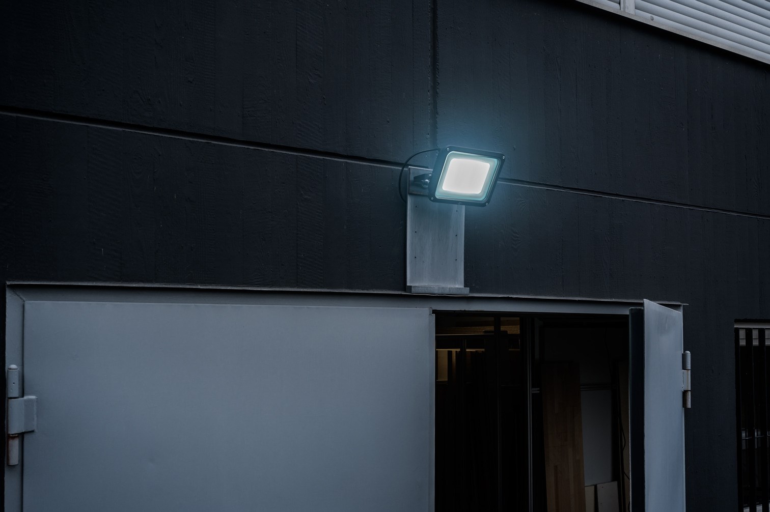 Brennenstuhl 1171250541 floodlight Black 50 W LED D-6