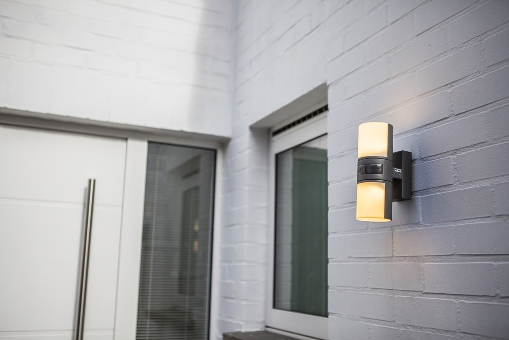 Vanjska zidna LED svjetiljka LUTEC CYRA 11W 850lm 3000K (antracit siva boja)-2