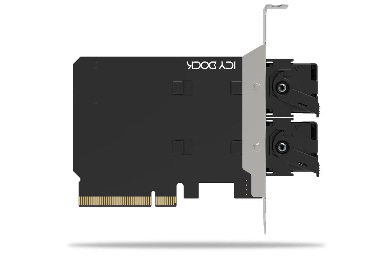 Icy Dock MB312M4P-B interface cards/adapter M.2, PCIe-1