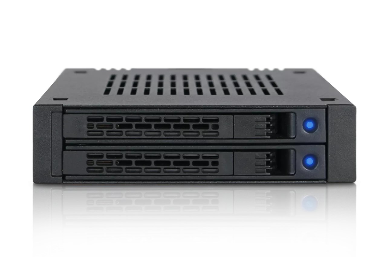 Icy Dock MB742SP-B drive bay panel Black-0