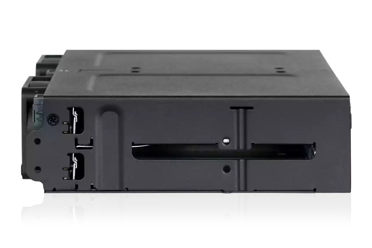 Icy Dock MB699VP-B drive bay panel Black-3