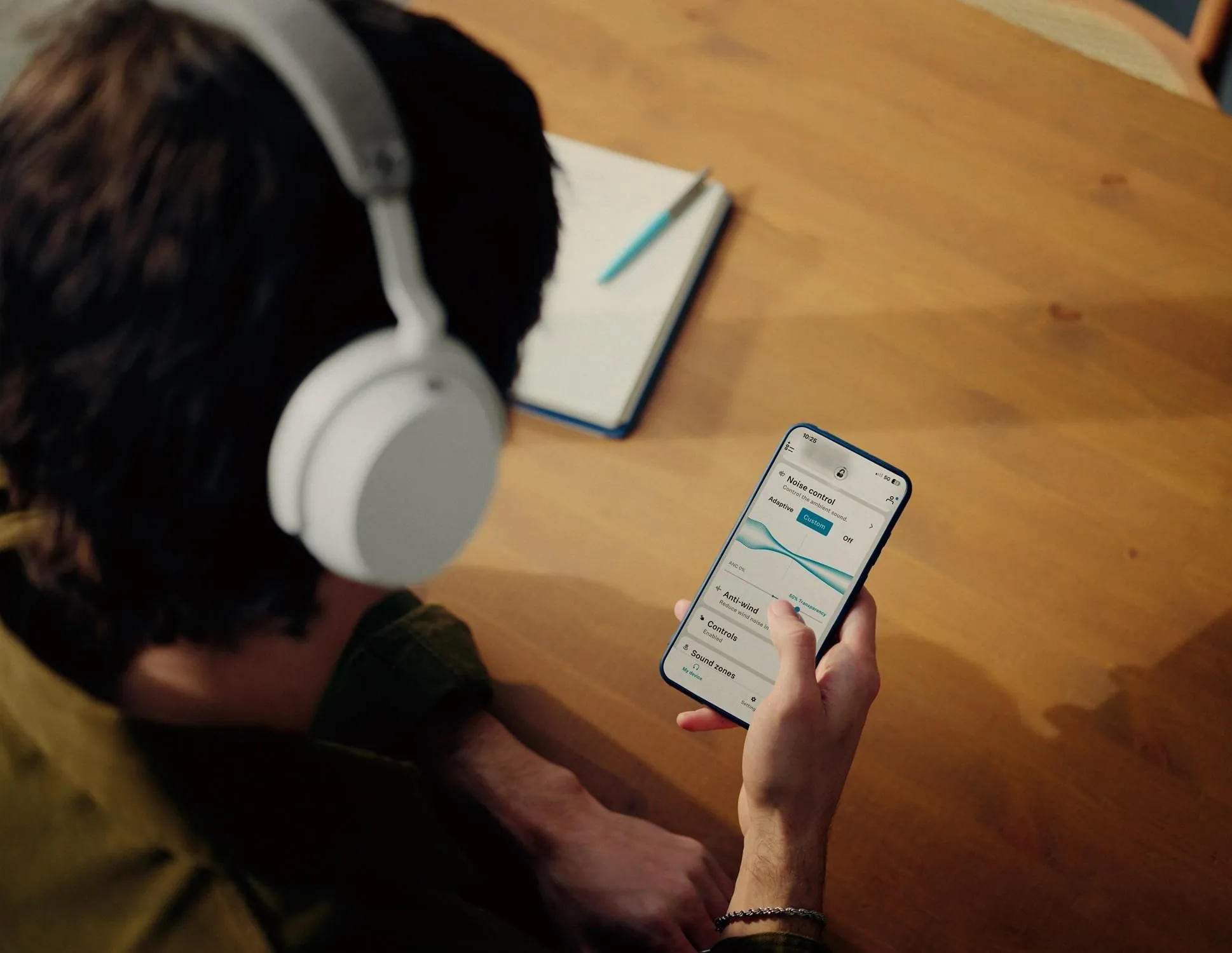 Slušalice SENNHEISER Momentum 5 Wireless (bežične, Over-ear, ANC, Bluetooth 5.4, bijela boja) PREORDER-5