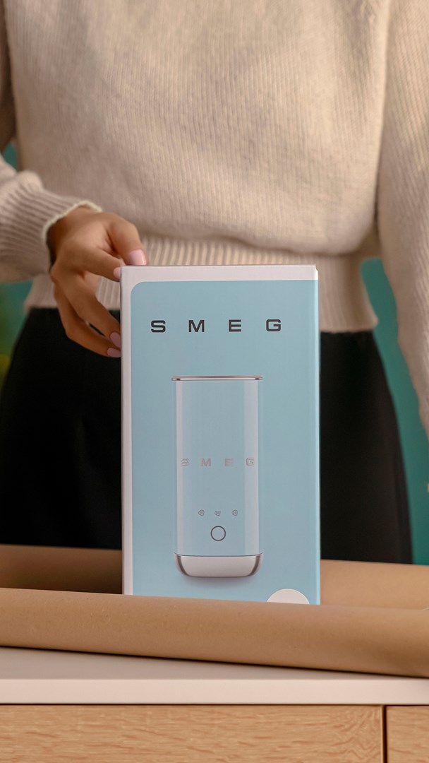 Smeg MFF02BLEU milk frother/warmer Automatic milk frother/warmer Black-20