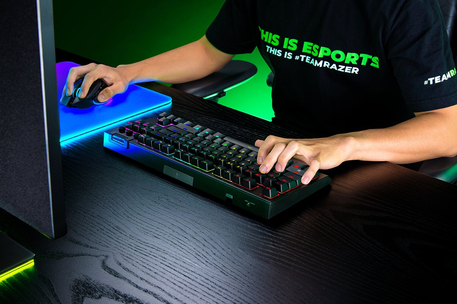 Tipkovnica RAZER BlackWidow V4 Tenkeyless HyperSpeed (US layout), crna boja-1