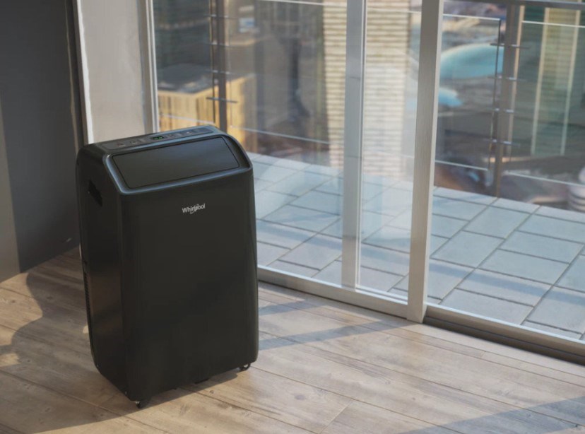 Portable air conditioner WHIRLPOOL PACF29CO B Black-5