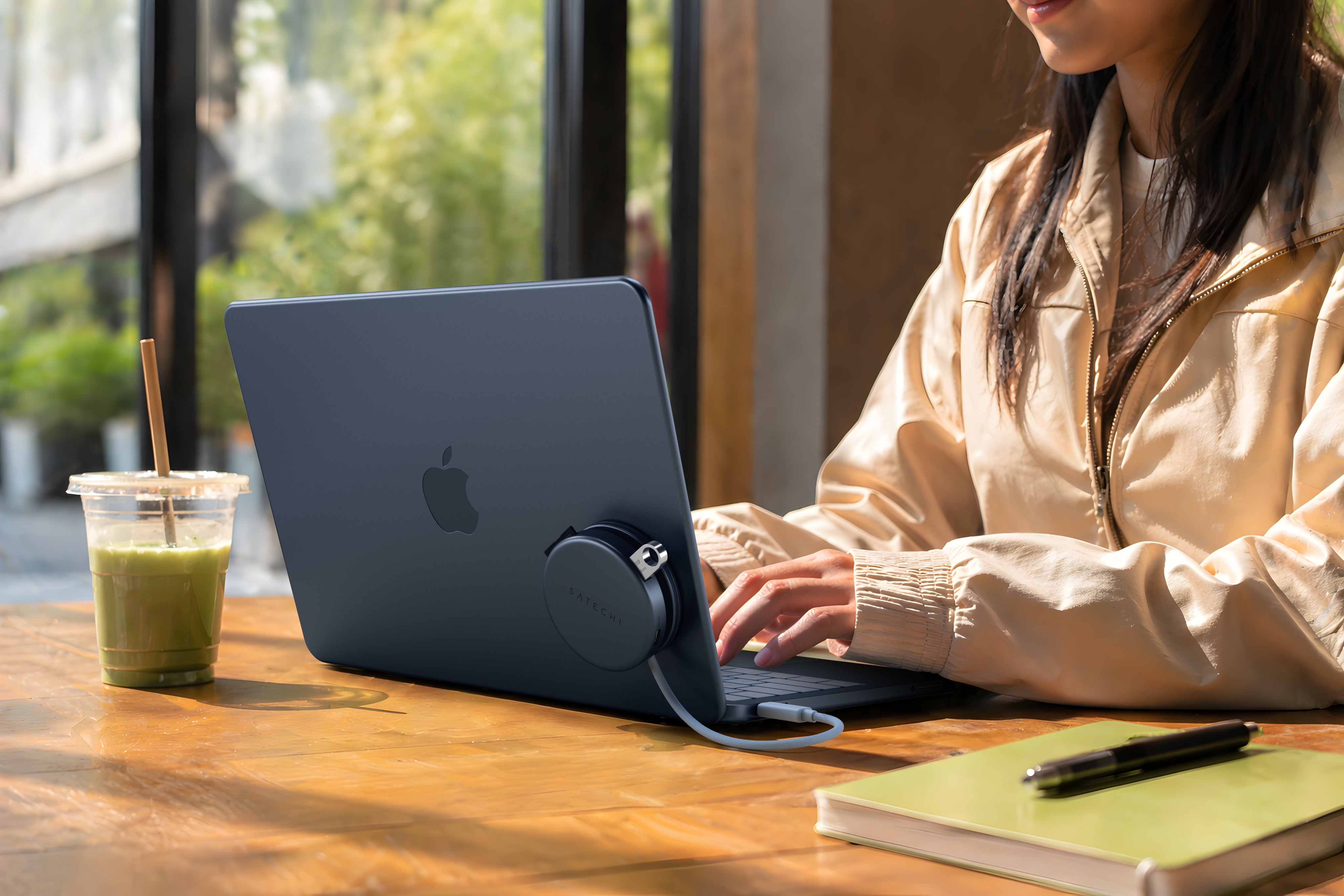 USB-C multiport adapter SATECHI On-the-Go 5-u-1 (HDMI 4K 60Hz, USB-C PD), Indigo boja-2