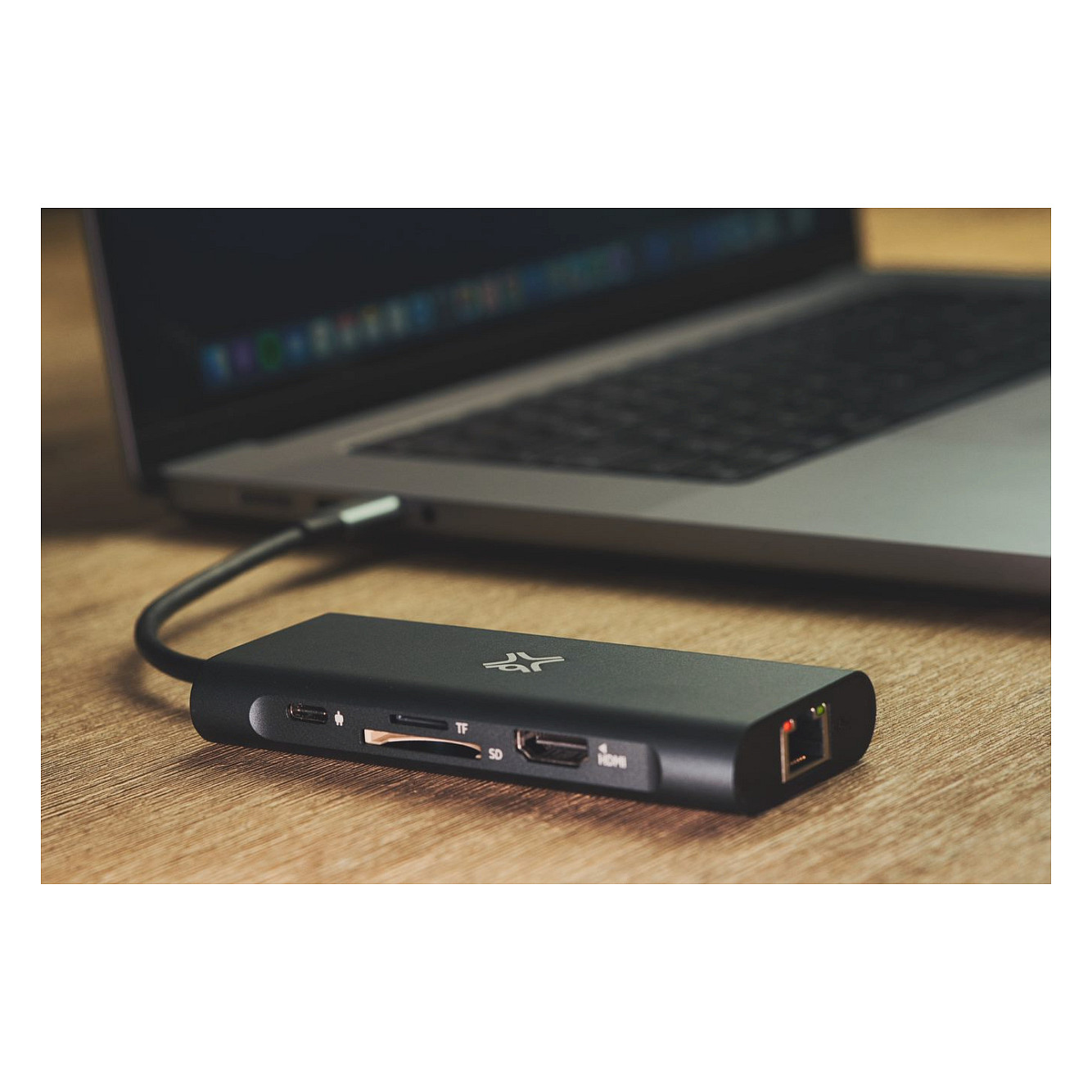 USB-C Hub XTREMEMAC 8-u-1 Multiport Adapter-4