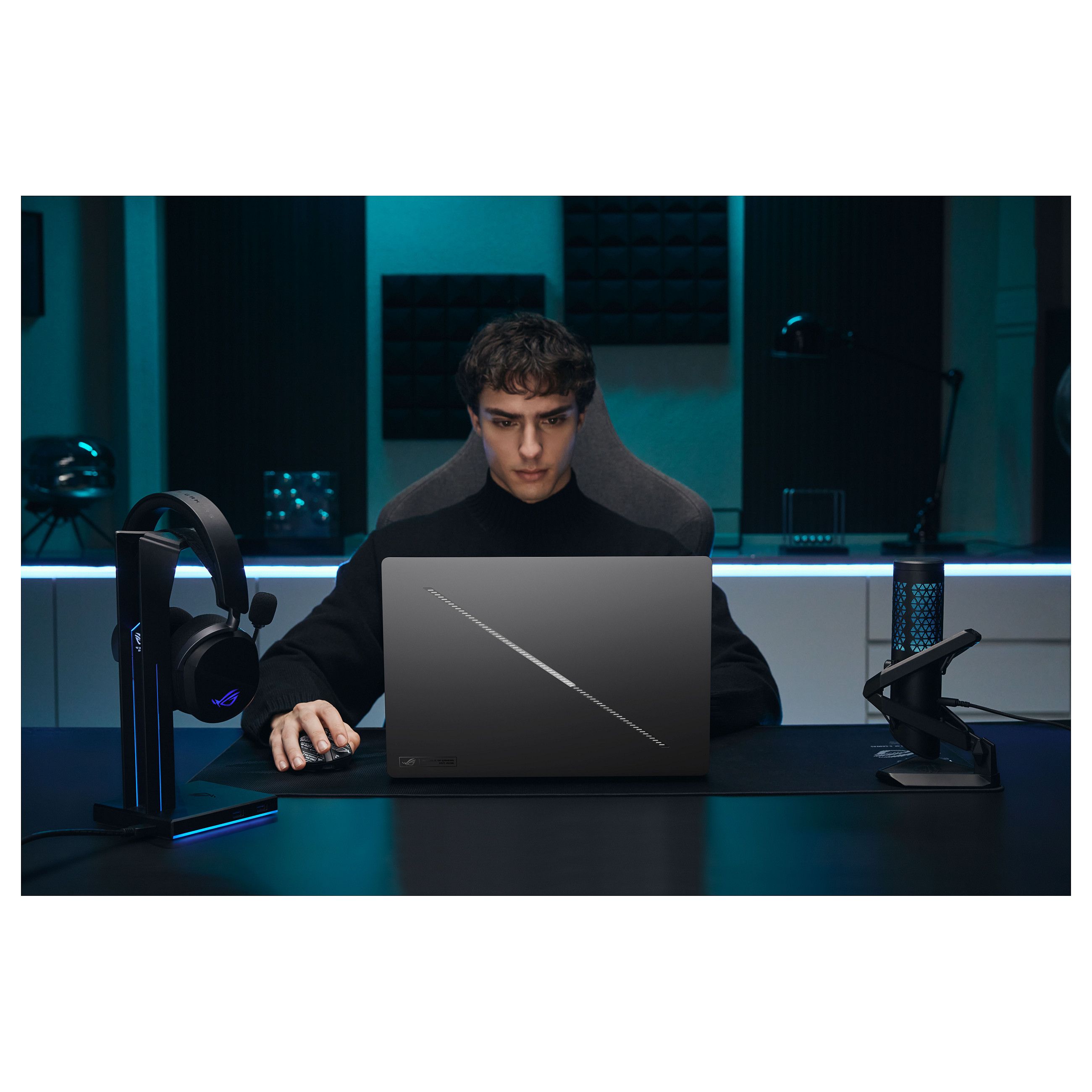 Laptop ASUS ROG Zephyrus G16 GU606AP-TB041W (16", OLED, 2.5K WQXGA, Intel Core Ultra 9 386H, 32GB, 1TB SSD, NVIDIA GeForce RTX 5070, Windows 11 Home, Non-HR tipkovnica, Crna)-5