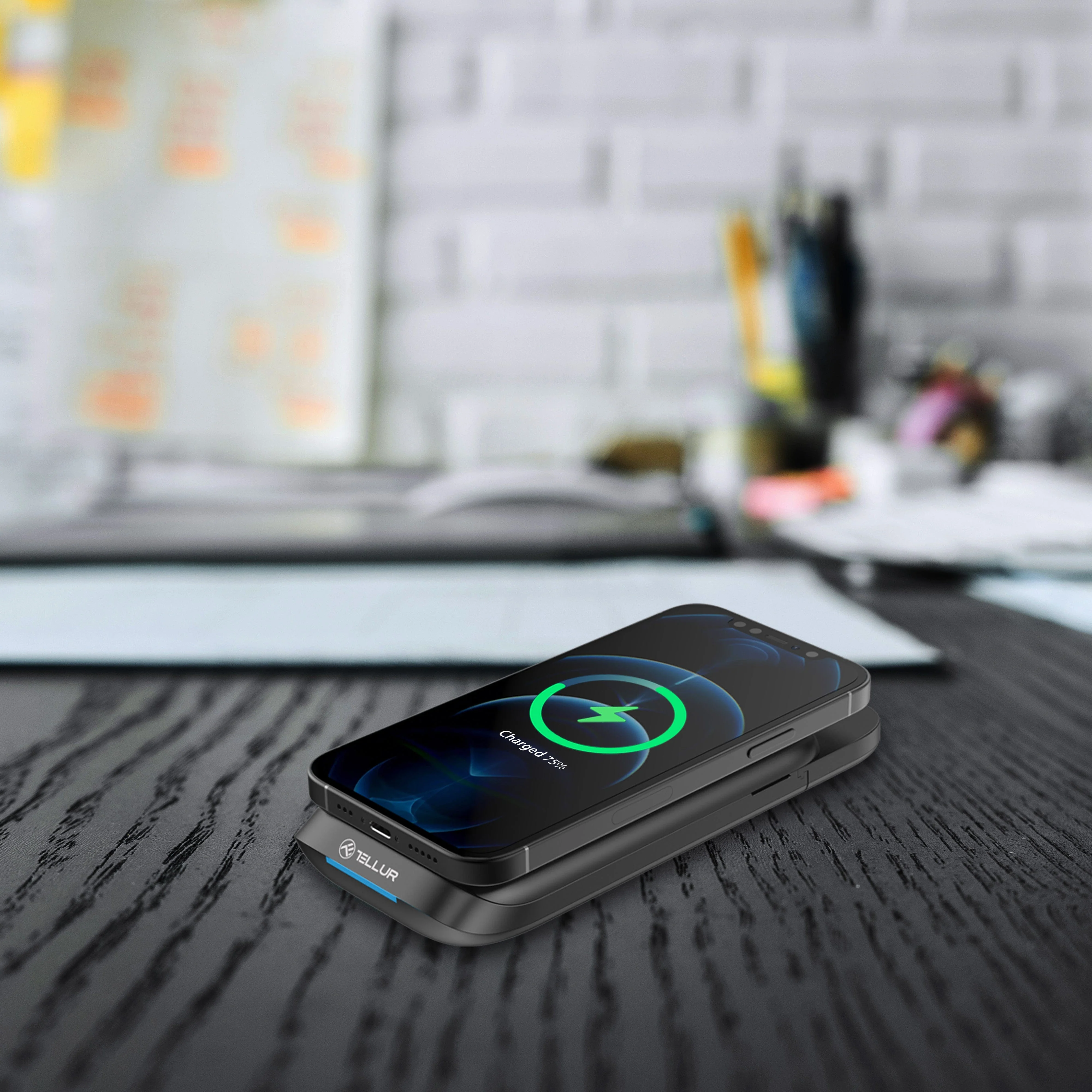 TELLUR 3-in-1 Qi Wireless Desk Charger, 15W, Qi Certified, Foldable, Black-4