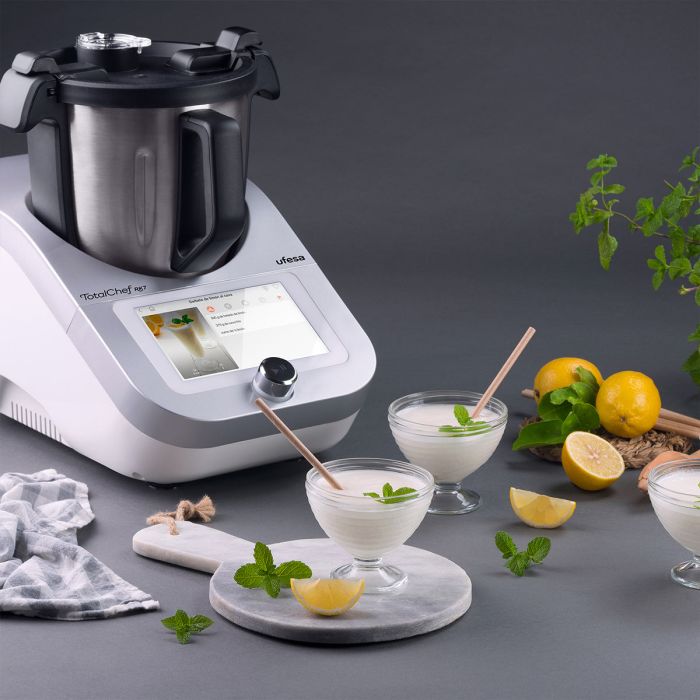 Ufesa TotalChef RK7 Multifunctional Food Processor, 2000W-7