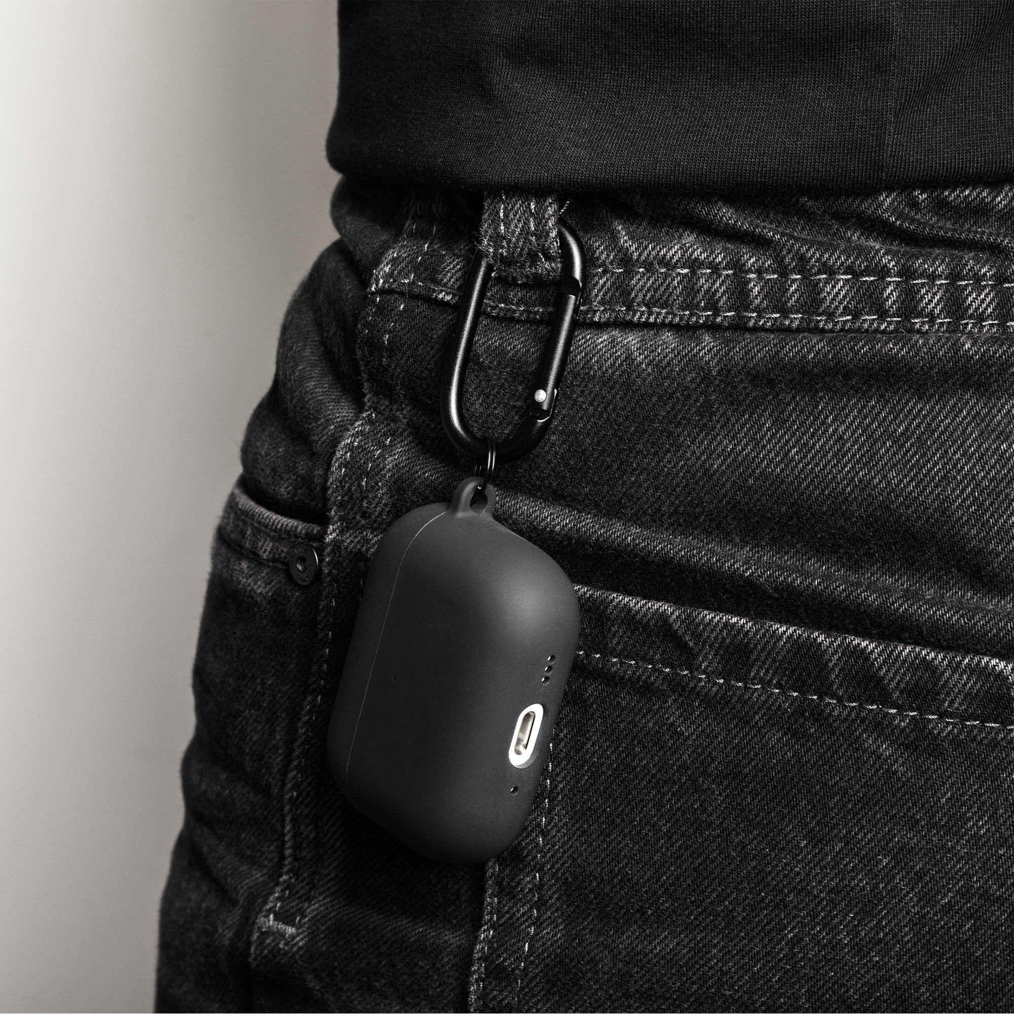 Native Union Active Case For Airpods Pro 3 - Black-2