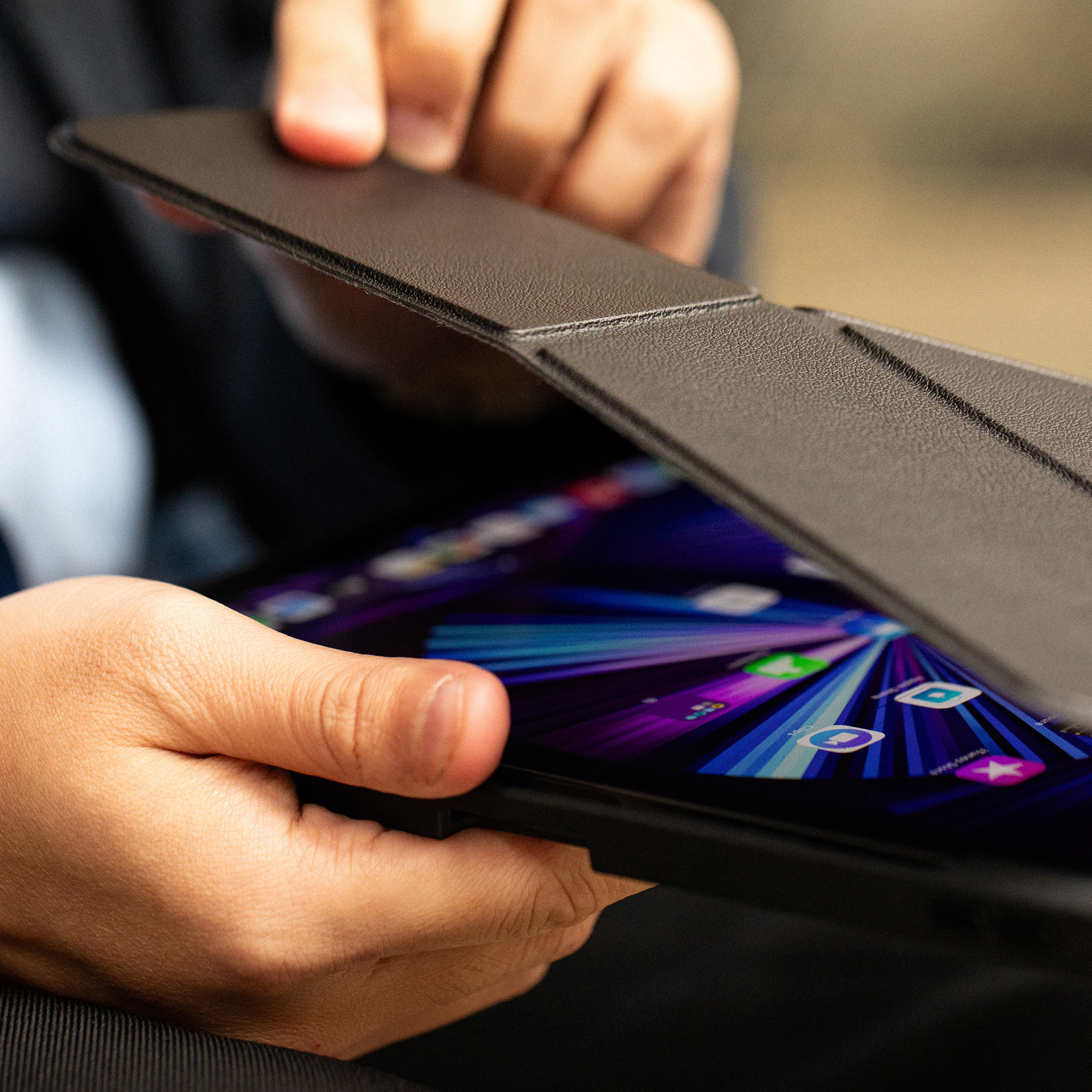 Native Union Active Case For iPad Pro 11-inch - Black-9