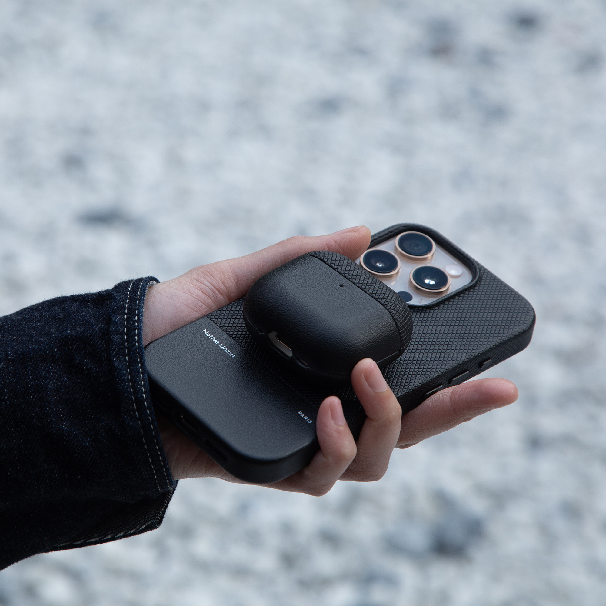 Native Union (Re)Classic Airpods 4 Case - Black-1