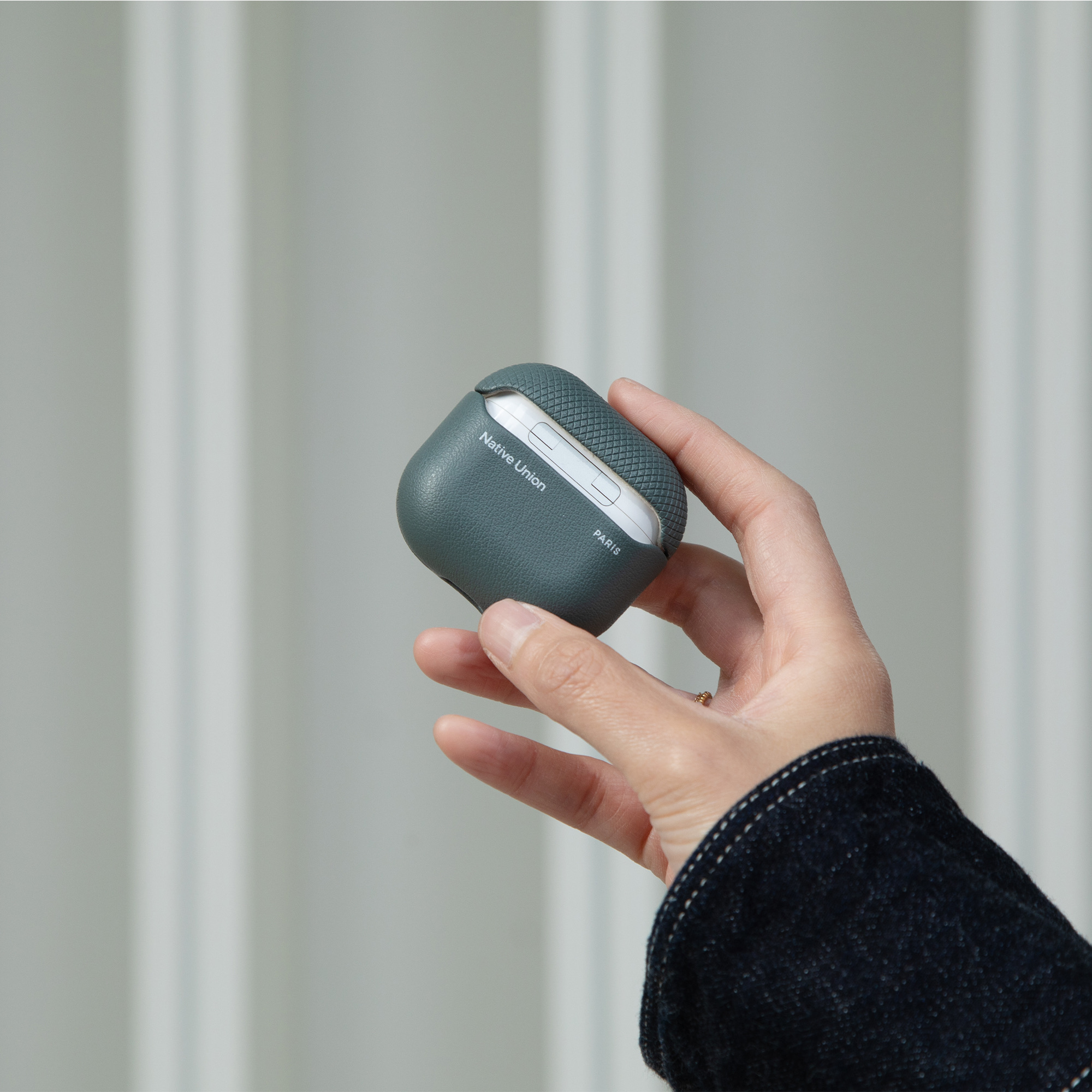 Native Union (Re)Classic Airpods 4 Case - Slate Green-2