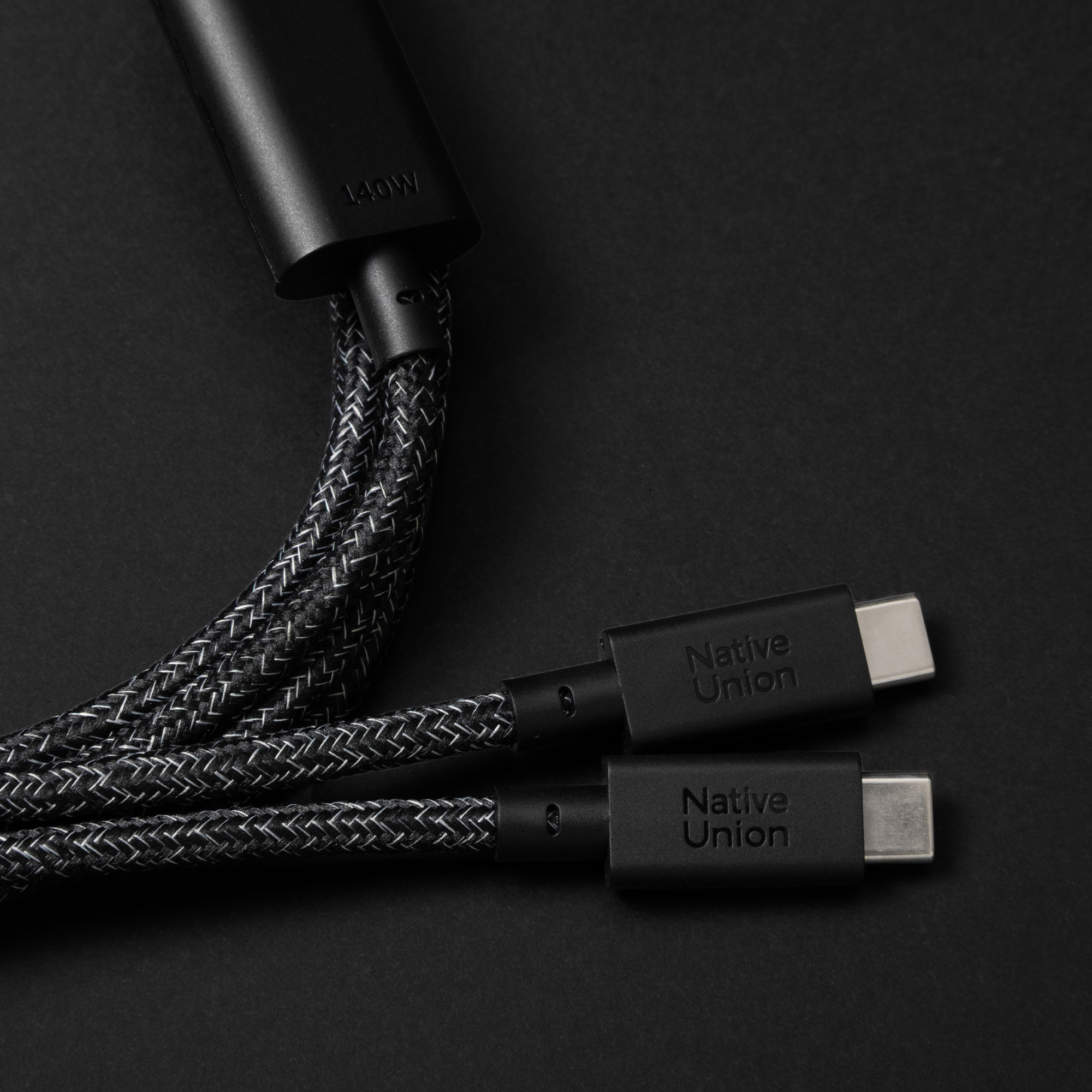 Kabel NATIVE UNION Belt Cable 2-in-1 USB-C (140 W, PD 3.1, dva USB-C konektora za uređaje, cosmos boja)-2