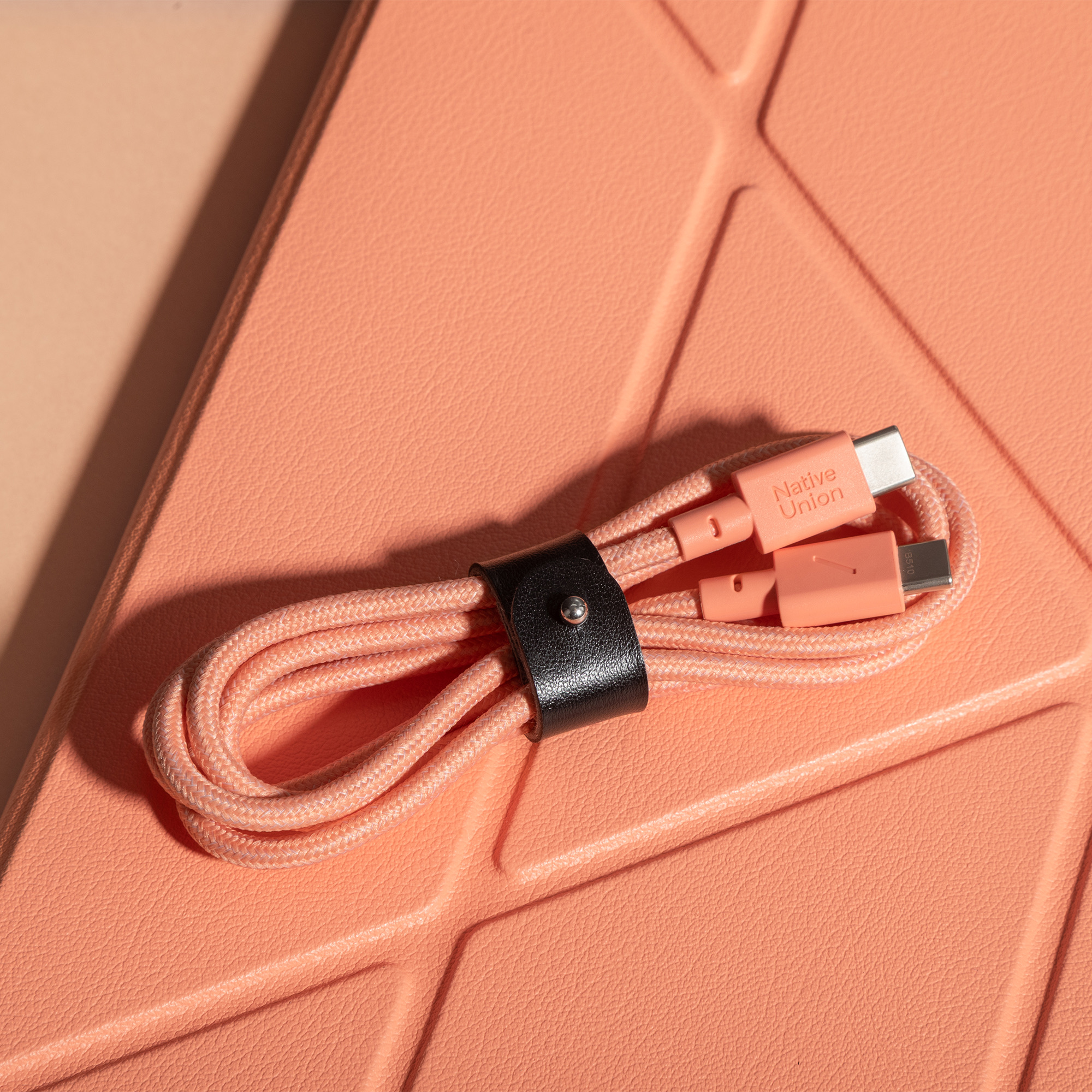 Native Union Belt Cable USB-C to USB-C 1,2m - Apricot-2