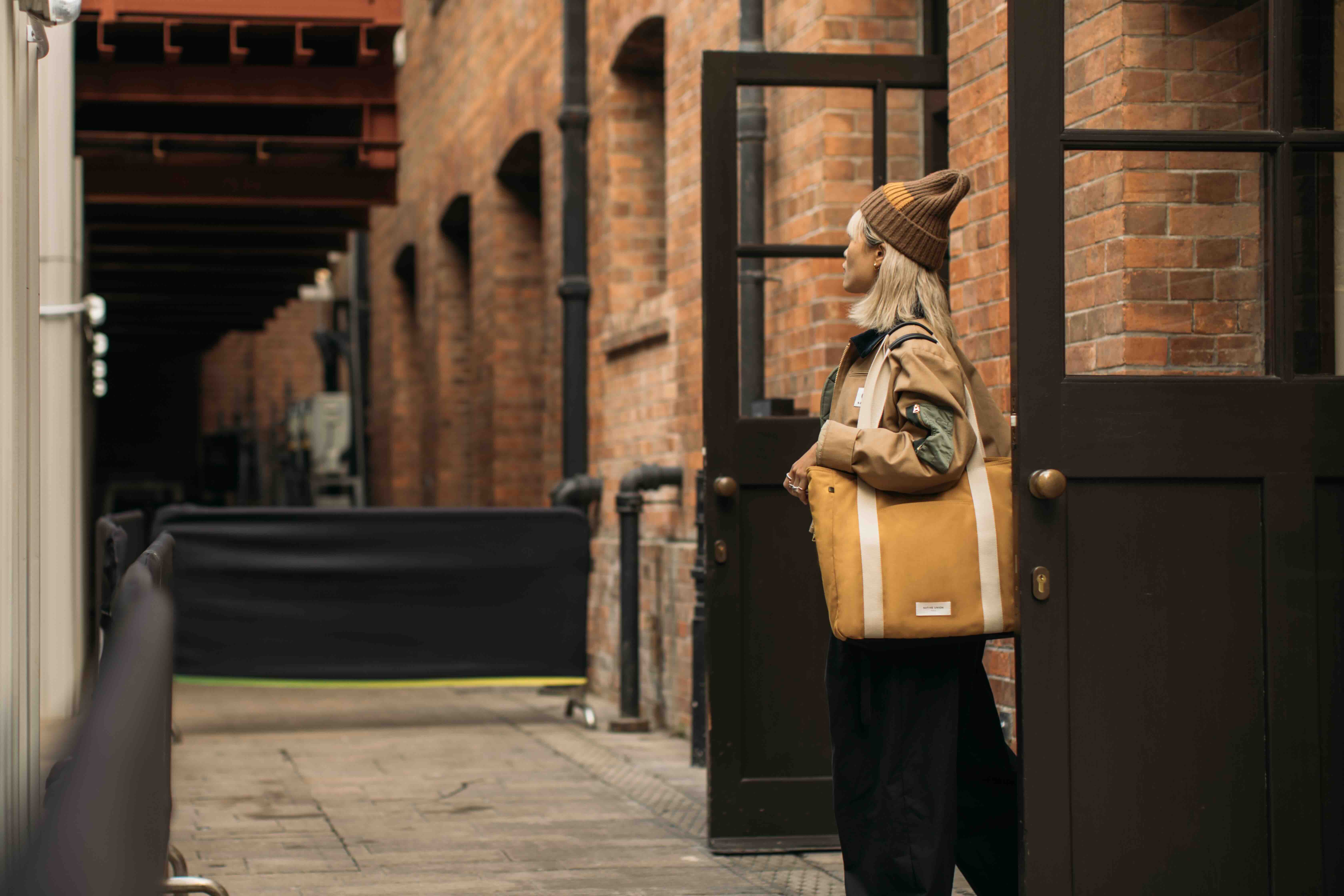 Native Union WFA Tote Bag Pro - Kraft-1